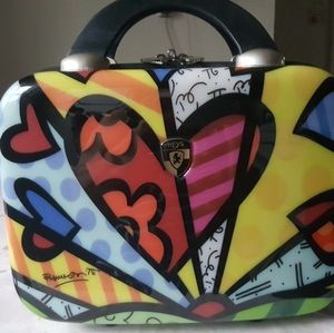 Britto Hearts by Heys USA Beauty Case